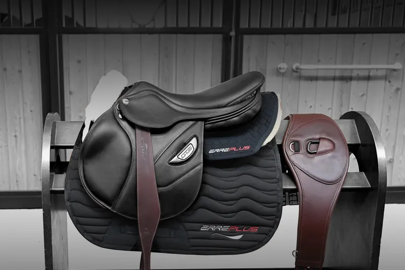 Erreplus saddle